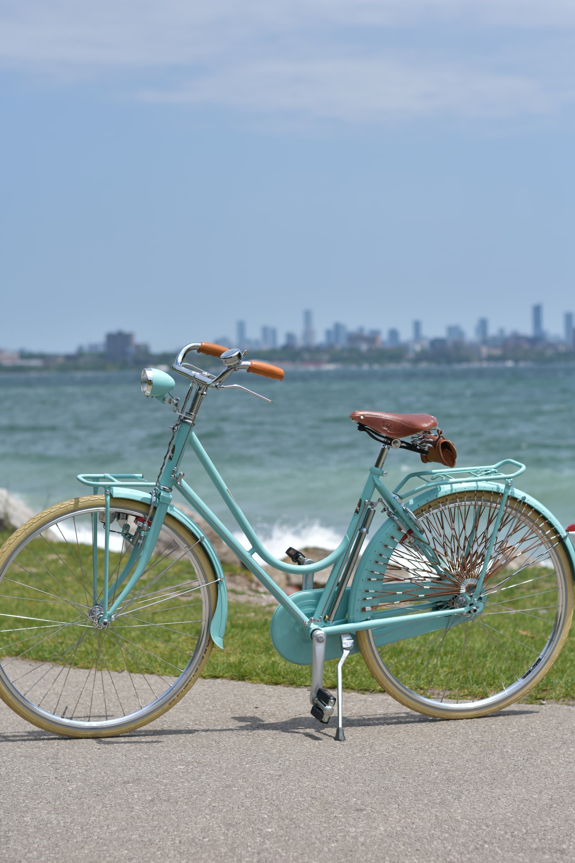 Corinto Bow In Tiffany Green